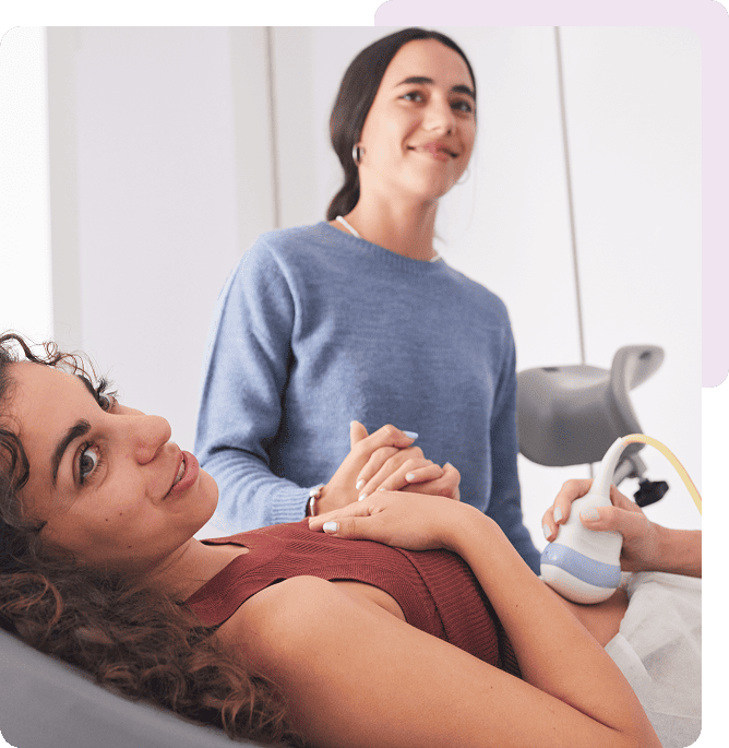 Pregnant woman having an ultrasound scan